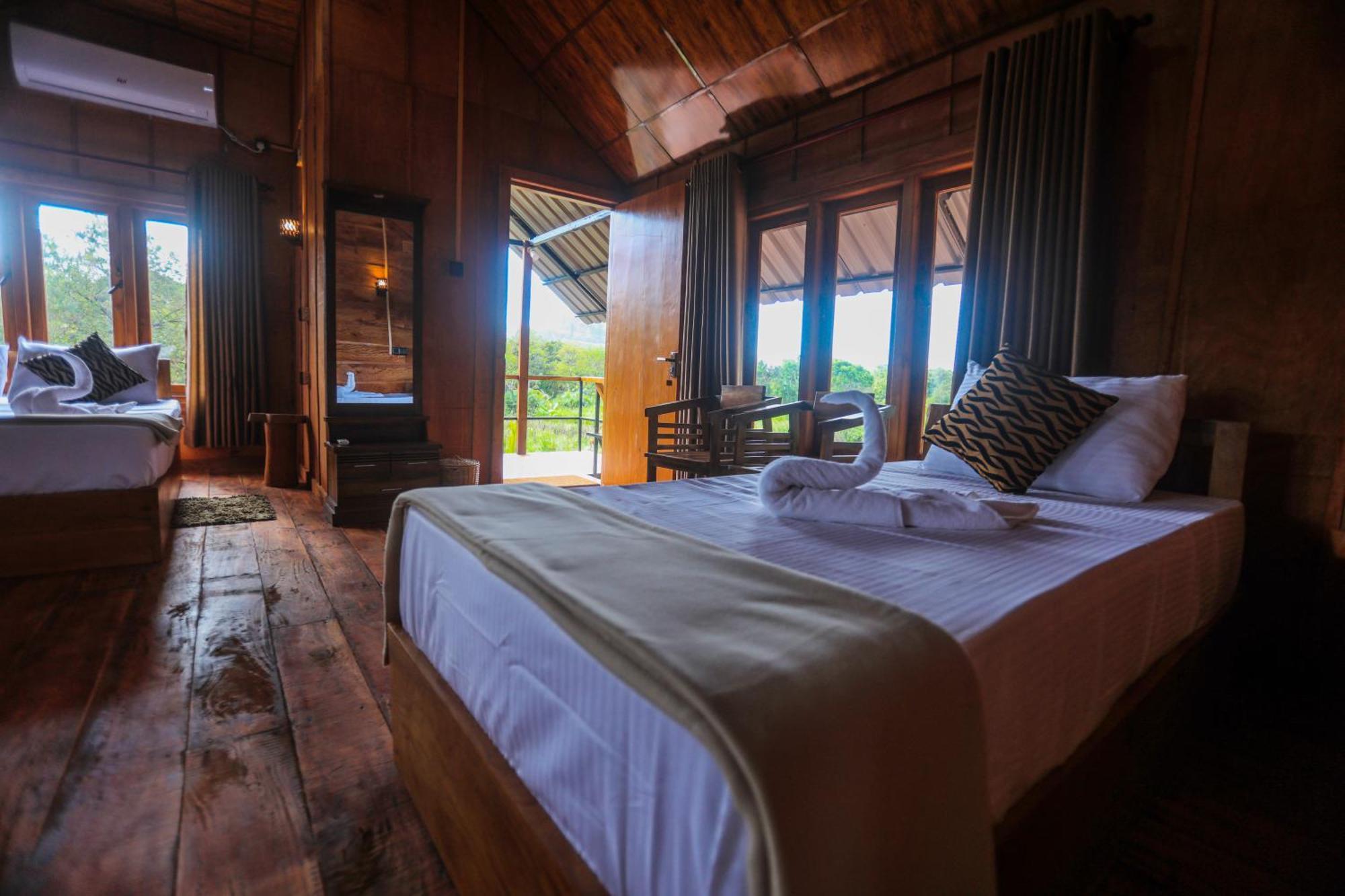 Lion Wood Treehouse Talkote Exterior foto
